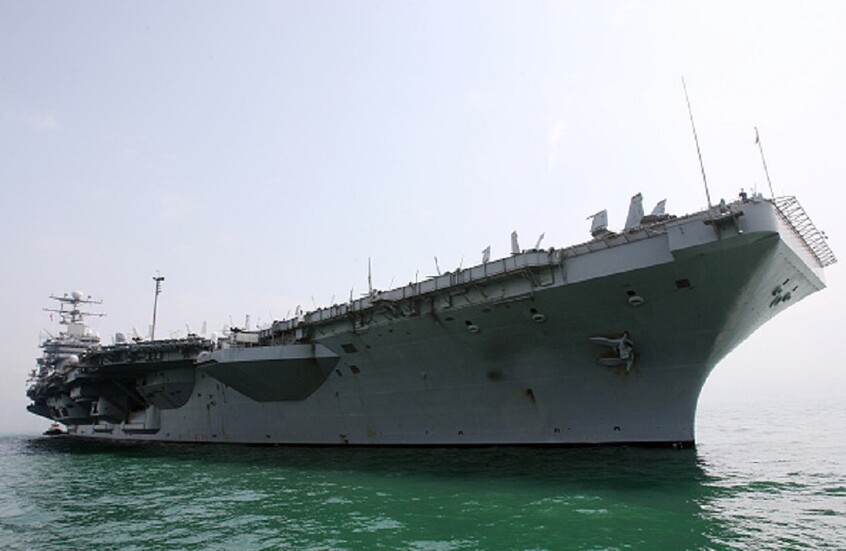 أخطر تهديد.. خامنئي يتوعد بإغراق حاملات طائرات واشنطن