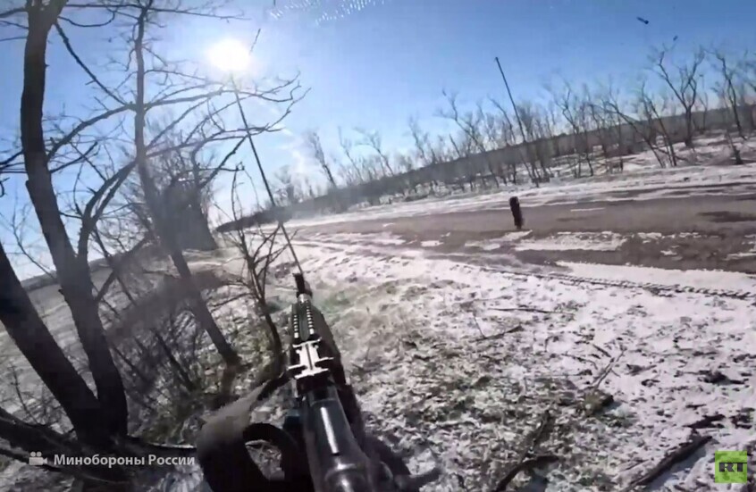 مشاهد لمعارك تحرير القوات الروسية لبلدة زاباسنوي في مقاطعة زابوروجيه