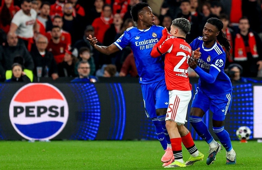 ماذا قيل في لشبونة؟ كلمة غامضة تشعل أزمة عنصرية بين فينيسيوس وبريستياني