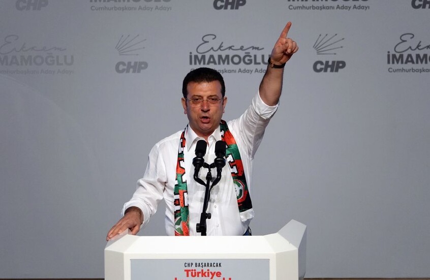 القضاء التركي يقبل مذكرة اتهام عمدة إسطنبول "بالتخابر"