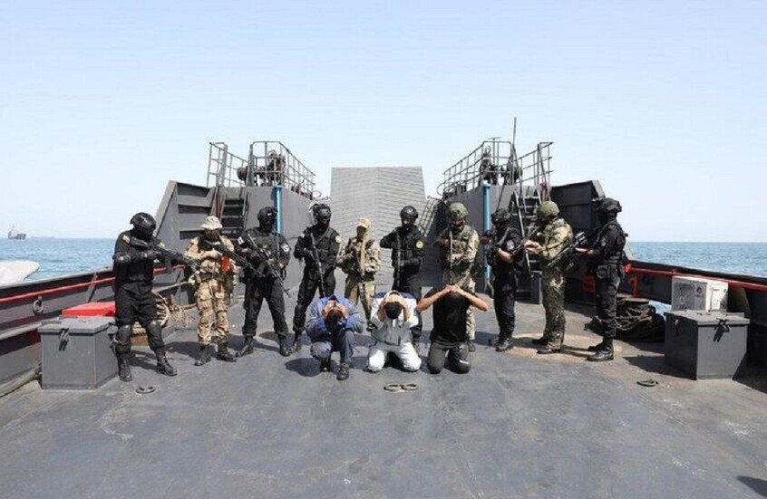 مناورات بحرية "روسية-إيرانية" في خليج عمان (فيديو)