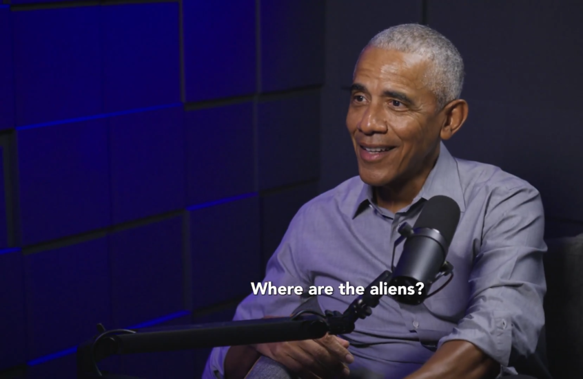 ترامب يتهم أوباما بكشف معلومات سرية عن "المنطقة 51" والكائنات الفضائية (فيديو)