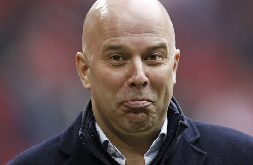 "شرط وحيد".. ليفربول يحسم مصير أرني سلوت