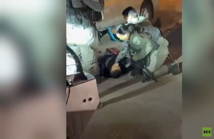 الضفة الغربية.. القوات الإسرائيلية تطلق النار على شاب فلسطيني في بلدة الرام