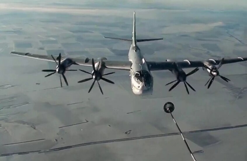 14 ساعة في الجو.. قاذفات "تو-95" الروسية تنفذ رحلة ناجحة فوق المياه المحايدة لبحر بيرنغ