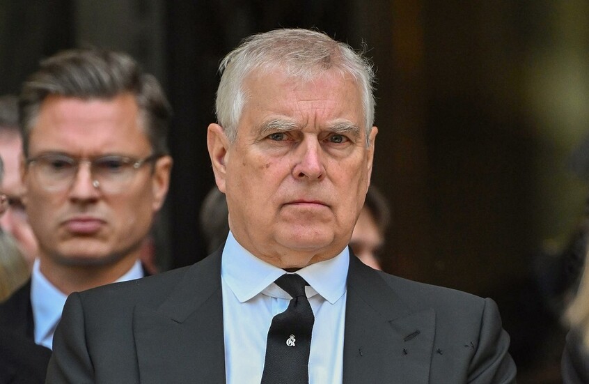 "التلغراف": إبستين خطط لصفقة تسمح للأمير أندرو بتلقي دفعة مالية