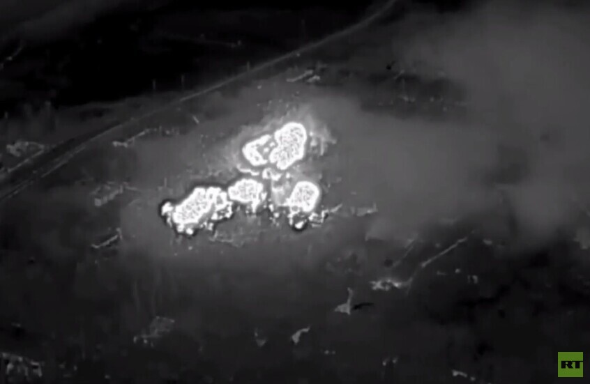 منظومة القاذفات الروسية "توس-1 أ سولنتسيبيوك" تحبط هجوما مضادا أوكرانيا