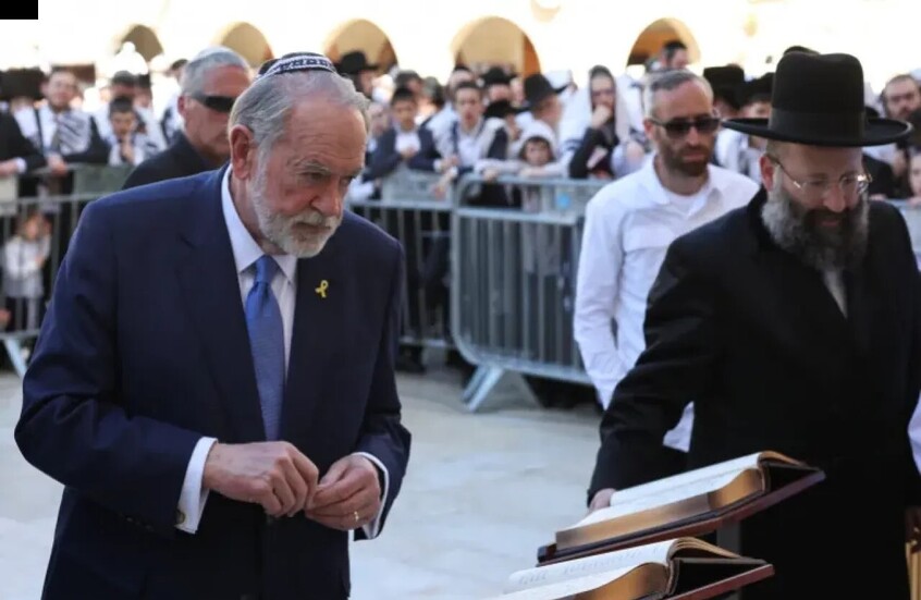 "يمحو بها 6 دول عربية".. أستاذ علاقات دولية يكشف سر تصريحات هاكابي 