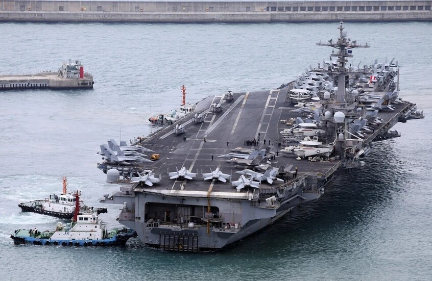 "دبلوماسية البوارج".. تحليل عبري: القوات التي يدفع بها ترامب إلى الشرق الأوسط تكشف نيته الحقيقية