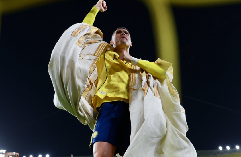 رد فعل كريستيانو رونالدو على استعادة النصر صدارة الدوري السعودي (صور)