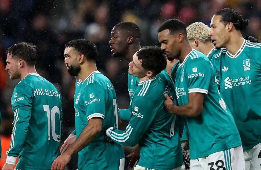 ليفربول يتعرض لضربة قوية قبل دور الـ16 من دوري أبطال أوروبا