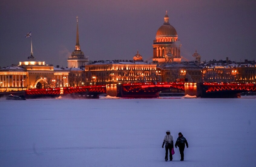 "روسكوسموس" تعرض صورة جوية لمدينة بطرسبورغ من ارتفاع 400 كلم (صورة)