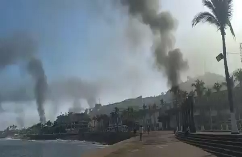 عصابات المخدرات تشعل اضطرابات واسعة في خمس ولايات مكسيكية بعد مقتل "إل مينشو" (فيديوهات)