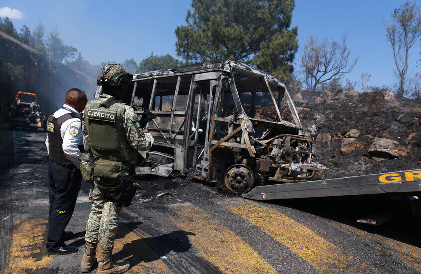 المكسيك.. 74 شخصا لقوا حتفهم منذ مقتل زعيم كارتل خاليسكو "إل مينتشو"