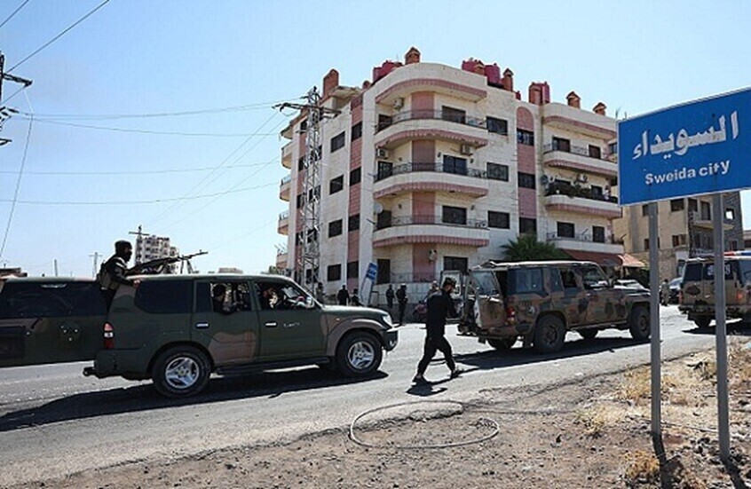 برعاية أمريكية.. مفاوضات سرية بين دمشق وقيادات درزية في السويداء من أجل تسوية سياسية وأمنية