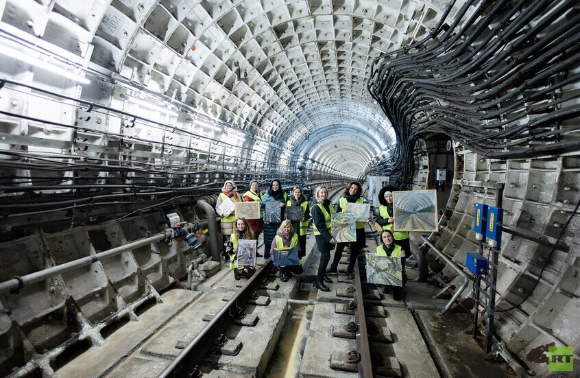 موسكو.. مشروع "الفن في المترو" يحول الأنفاق إلى واحة للجمال التشكيلي