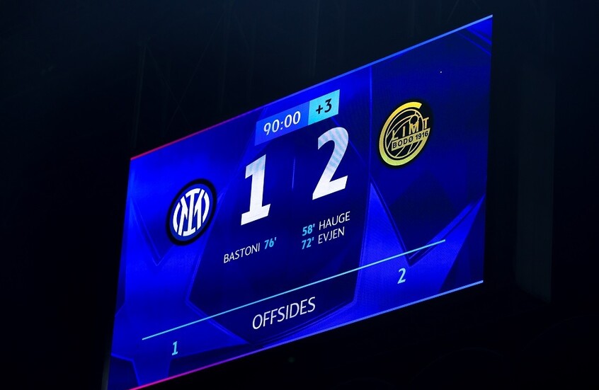 بعد الإطاحة بإنتر ميلان.. رسالة ساخرة لبرشلونة (صورة)