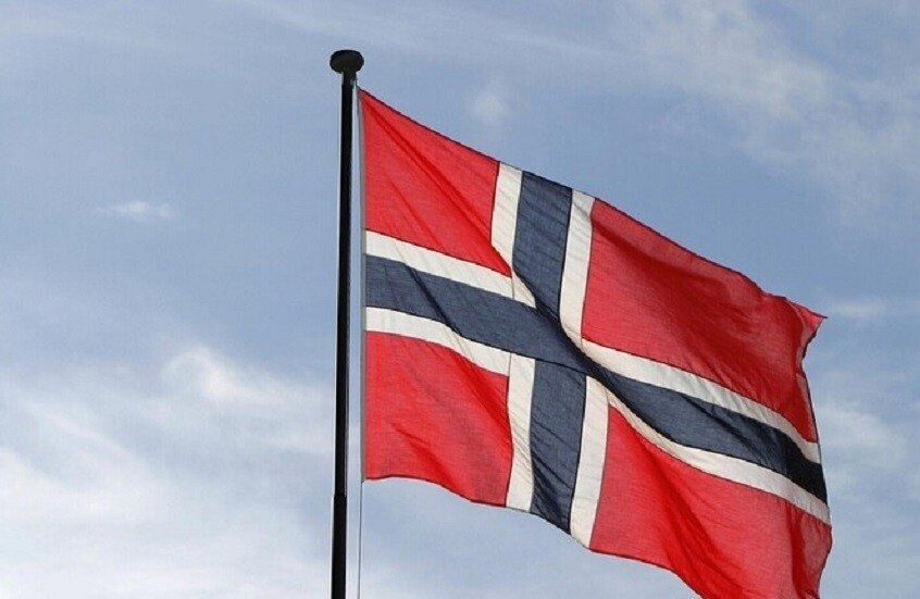 طلاب من جامعة أوسلو مؤيدون لفلسطين يقطعون خطاب رئيسة بنك النرويج المركزي