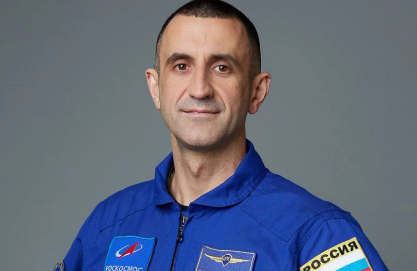 "روس كوسموس" تكشف اسم ممثلها في مهمة Crew-13 الأمريكية إلى المحطة الدولية