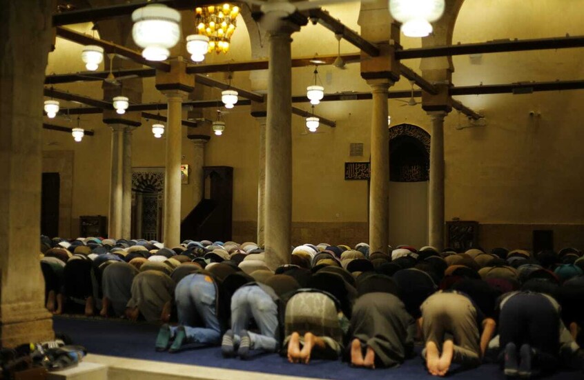 آخر صلاة فجر له في مصر.. فيديو مواطن سوري يثير تفاعلا واسعا