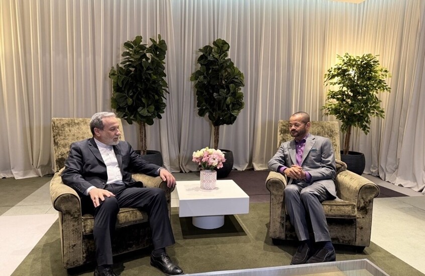 إيران تقدم مقترحا في جنيف "ينتزع جميع الذرائع" الأمريكية وتحذر من "ألاعيب" واشنطن