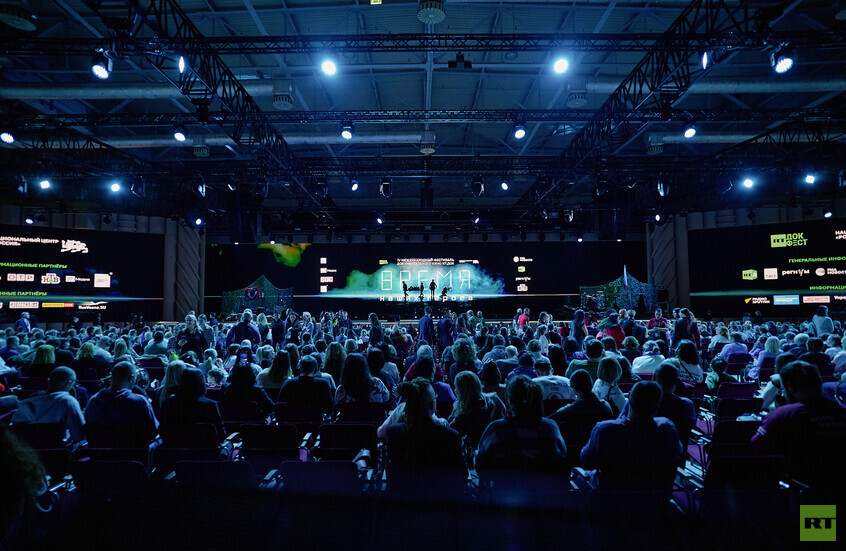 مهرجان "زمن أبطالنا" يختتم أعماله في روسيا هذا العام..