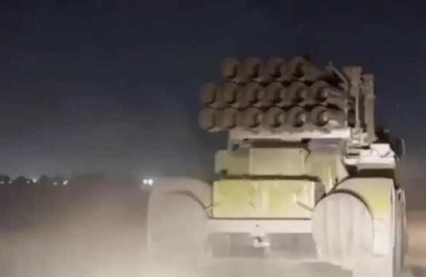 تصعيد خطير بين باكستان وأفغانستان.. غارات جوية وعمليات توغل بري ومقتل العشرات