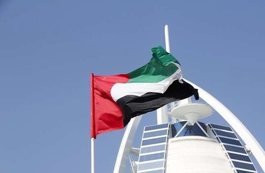 فيديوهات.. لقطات للحظة انفجار ضخم هز دبي جراء هجوم إيراني