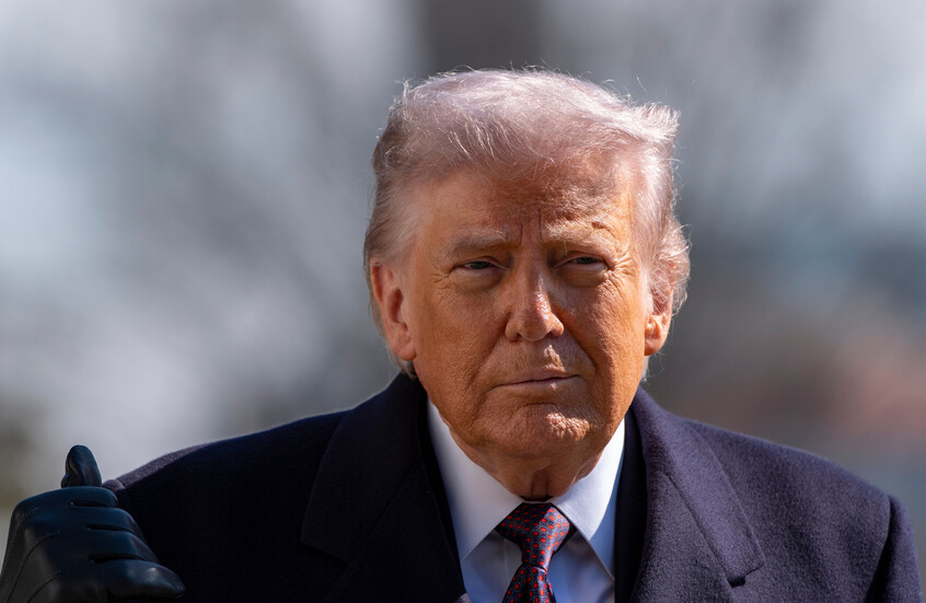 ترامب يتصل بقادة بريطانيا والكويت وتركيا على خلفية التطورات حول إيران