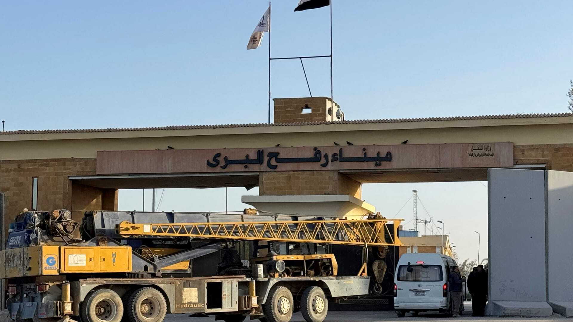 مصر ترفع درجة الاستعداد القصوى قرب معبر رفح