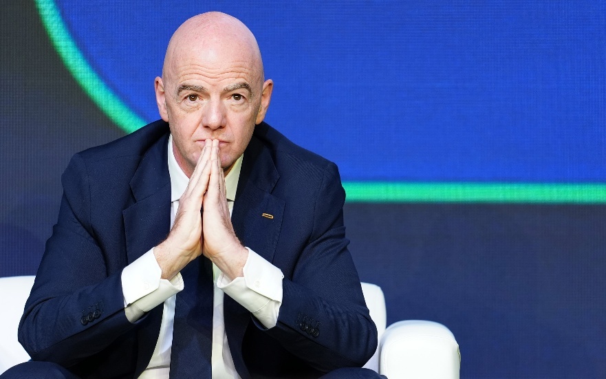 بعد تصريحاته عن روسيا.. إنفانتينو على قائمة موقع "ميروتفوريتس" النازي الأوكراني