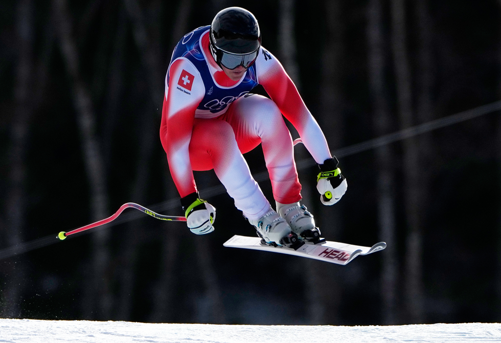أول ميدالية ذهبية توزع في أولمبياد "ميلانو-كورتينا 2026"