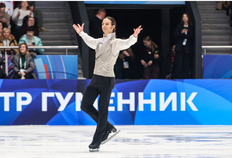 المتزلج الروسي غومينيك يضطر لتغيير موسيقى برنامجه القصير في أولمبياد ميلانو