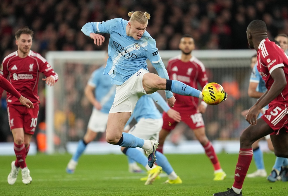 هالاند يكسر صيامه.. ترتيب أفضل هدافي الدوري الإنجليزي