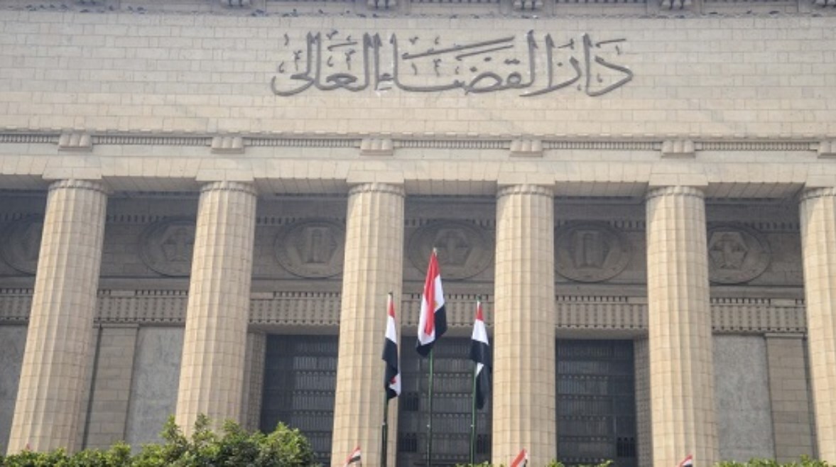 القضاء المصري يبرئ "بنت مبارك"