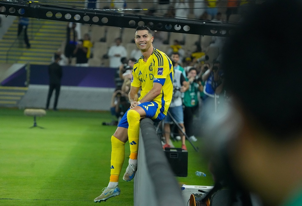 "رونالدو يفرض شروطه".. الكششف عما وراء كواليس اجتماع كريستيانو وصندوق الاستثمارات السعودي (فيديو)