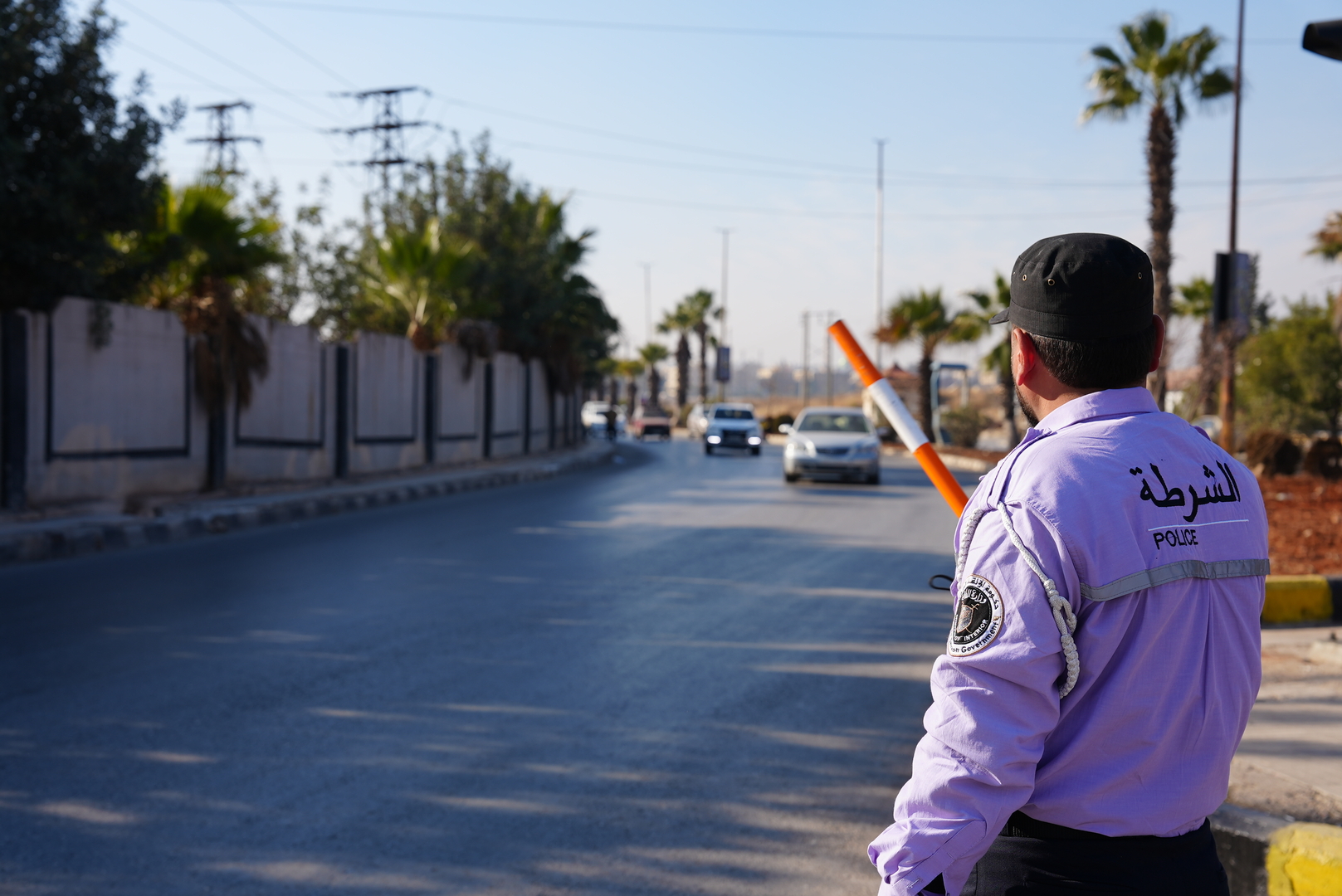 حملة تضامن مع شرطي سوري بعد محاولة دهسه من قبل مجهولين (فيديو)