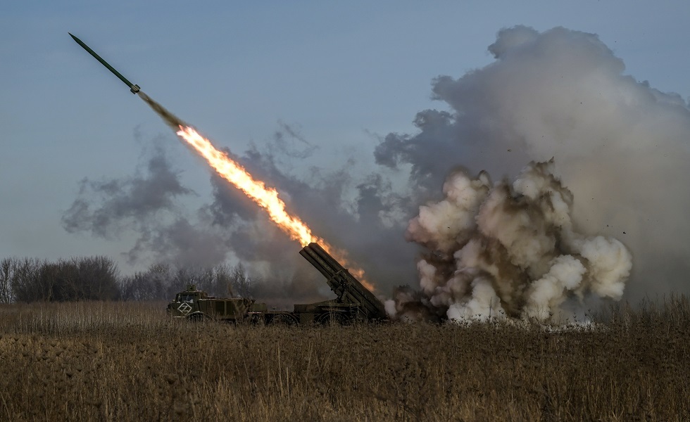 الدفاع الروسية تعلن تحرير بلدة استراتيجية جنوب أوكرانيا