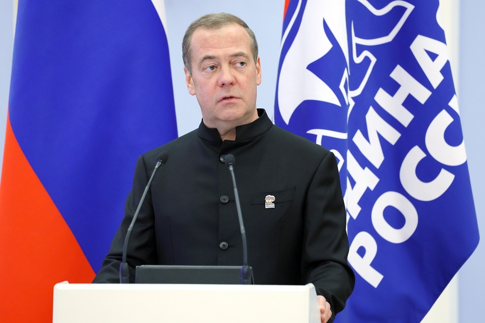 مدفيديف:  العملية العسكرية الروسية الخاصة بأوكرانيا ستستمر حتى تحقيق أهدافها