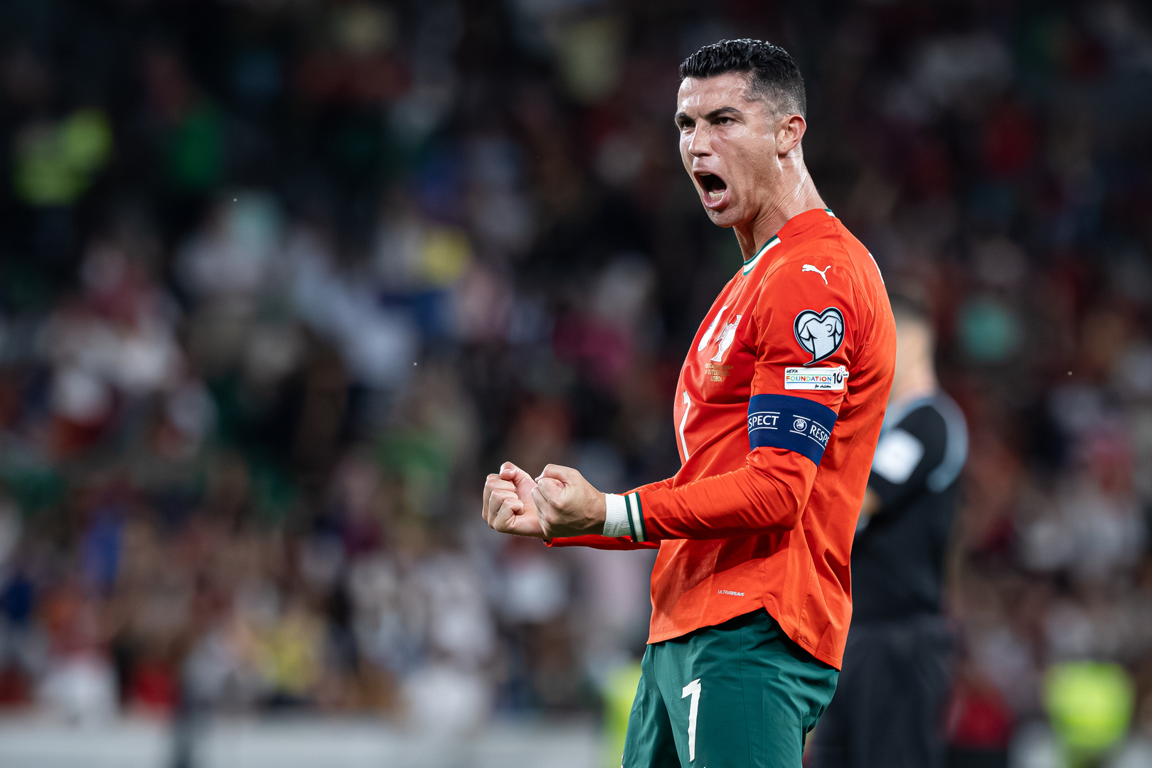 من الملاعب إلى البرمجيات.. توسع جديد في إمبراطورية رونالدو