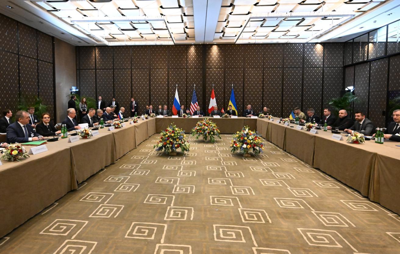 مصدر: محادثات التسوية في أوكرانيا قد تستأنف الأسبوع المقبل في جنيف