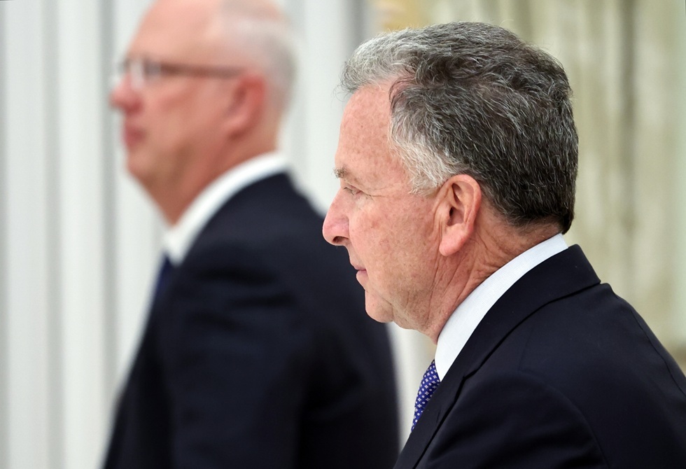 دميترييف يشيد بمساهمات ويتكوف وكوشنر في تسوية الأزمة الأوكرانية