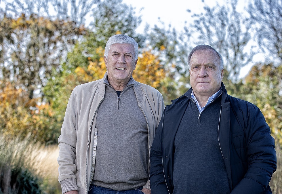 بعدما صنع التاريخ مع أصغر دولة.. استقالة مفاجئة لمدرب قبل مونديال 2026