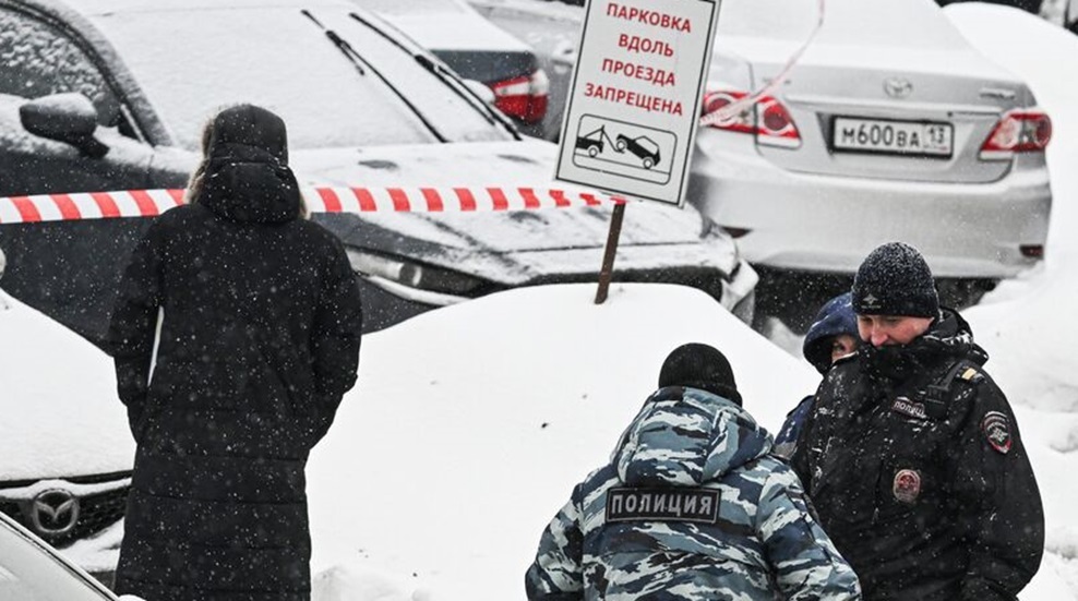 الداخلية الروسية تعلن عن مقتل شرطي وإصابة آخر بانفجار سيارة لشرطة المرور في موسكو