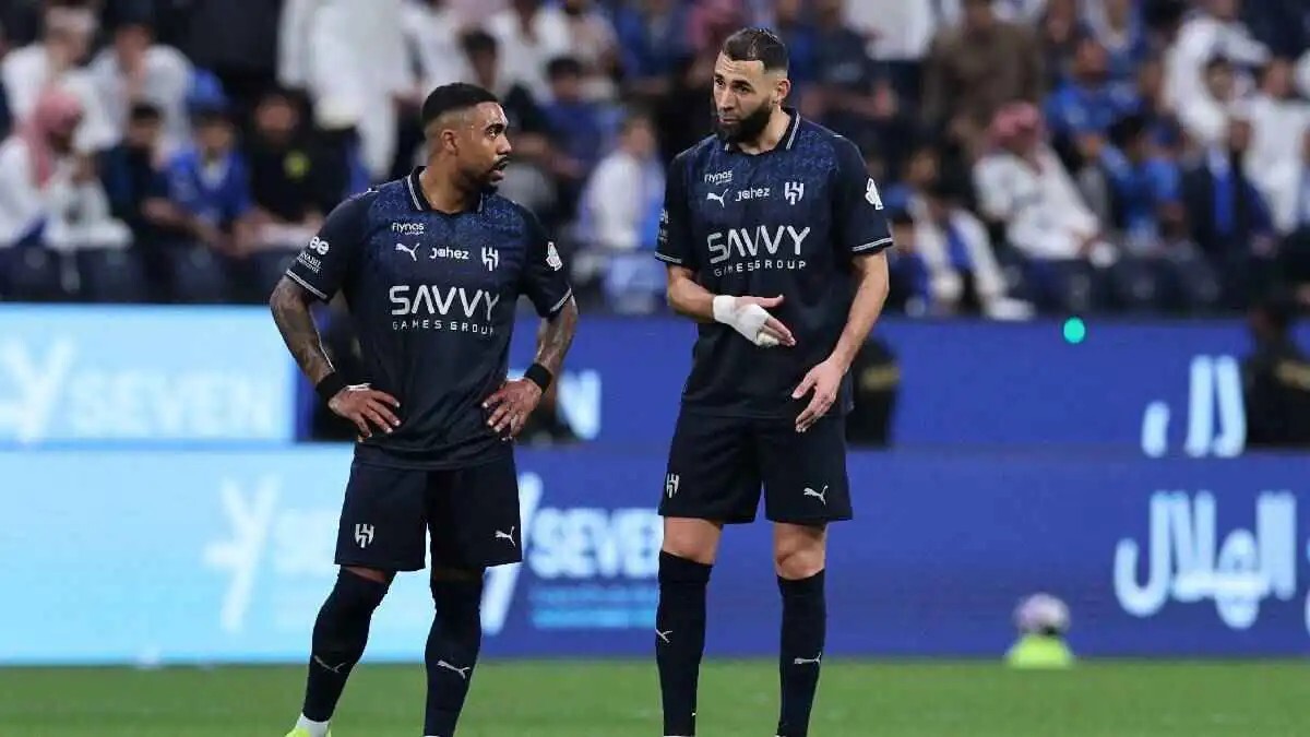 مستشار طبي يثير مخاوف الهلال بشأن بنزيما (فيديو)