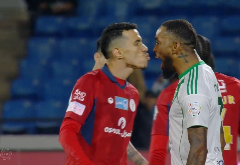 السعودية.. لجنة الانضباط تفتح تحقيقا بعد "إيماءة" مهاجم الأهلي توني أمام ضمك (فيديو)