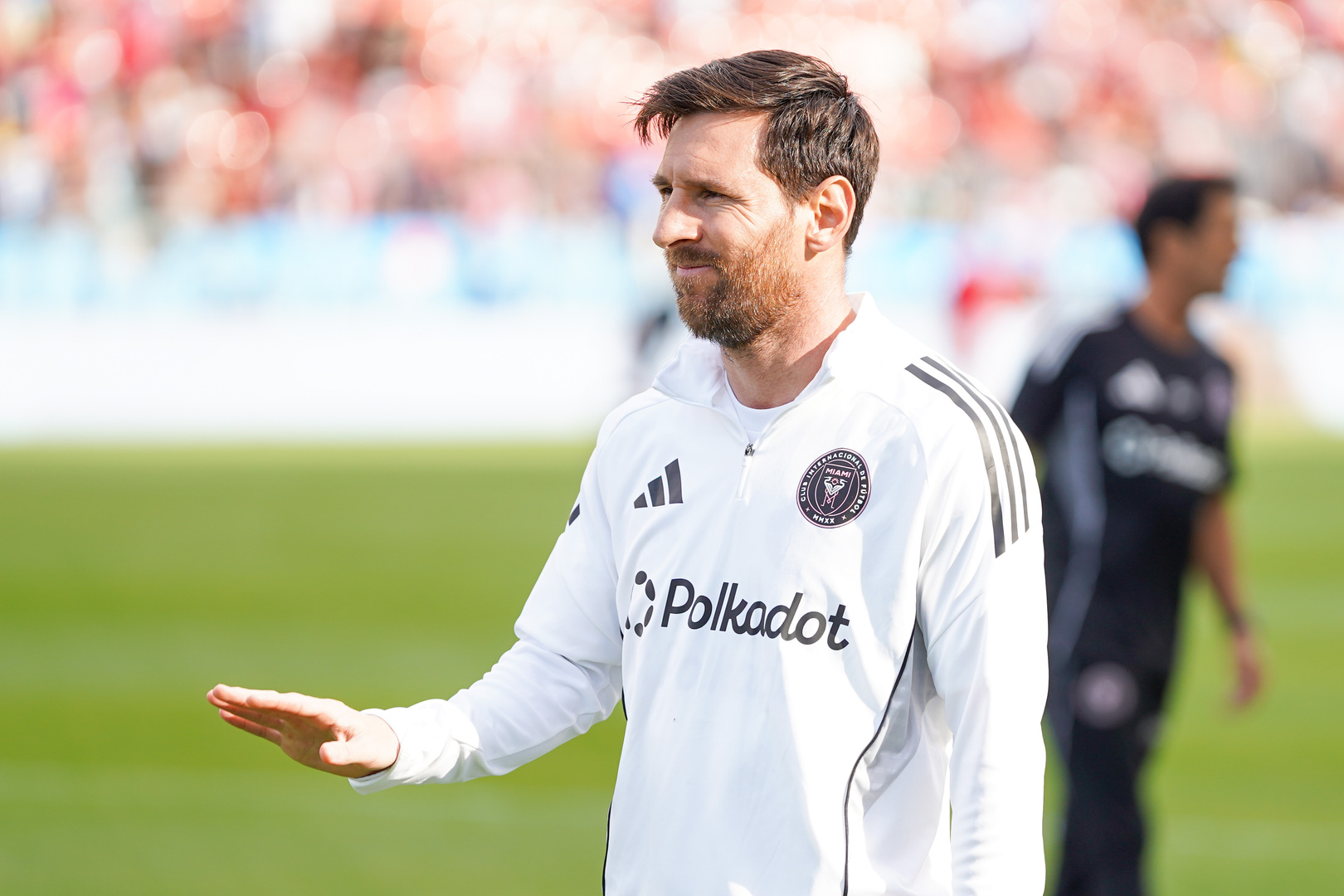 انتخابات برشلونة تشعل الجدل… وميسي خارج اللعبة