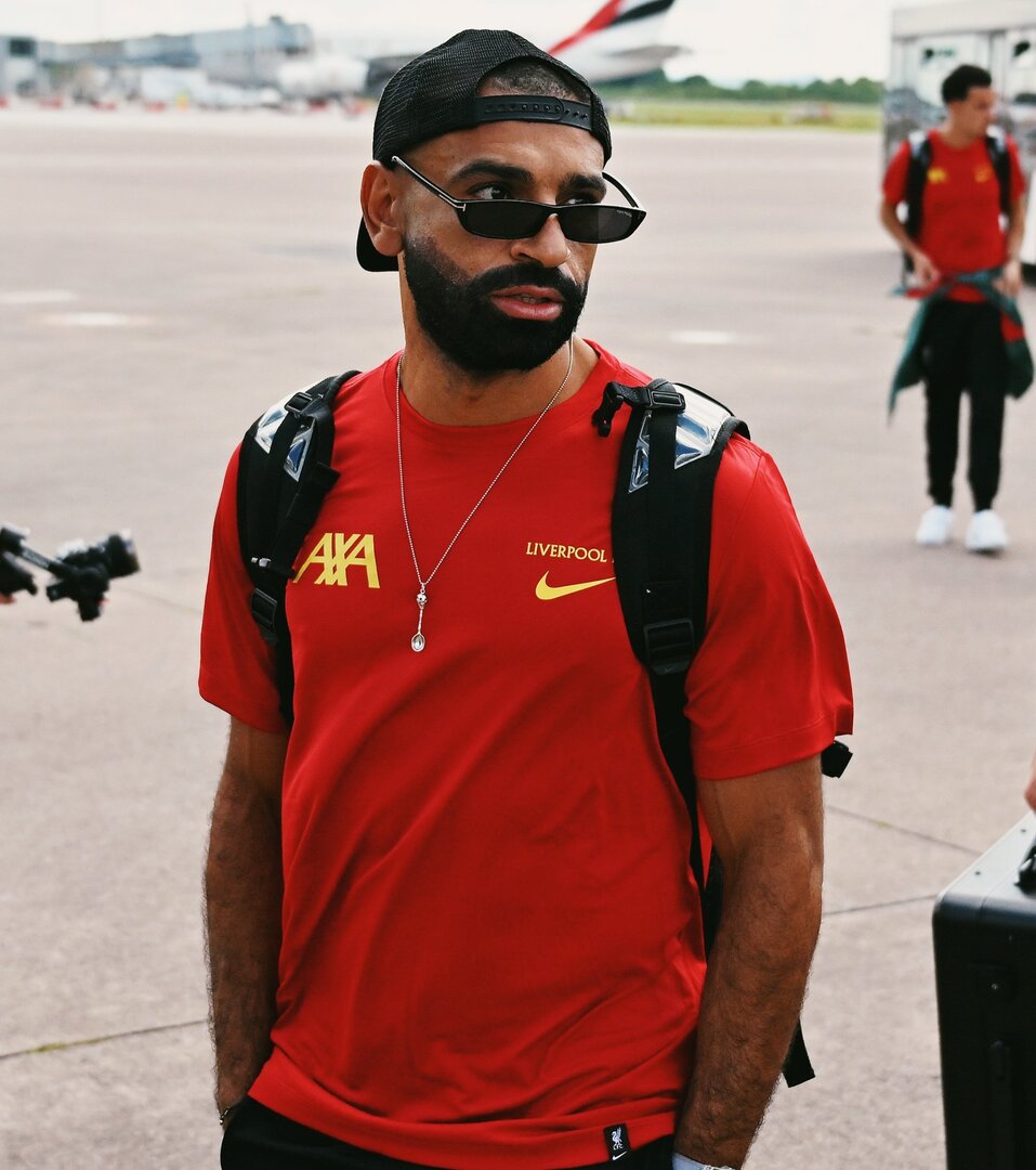 ثلاث وجهات محتملة أمام محمد صلاح في نهاية الموسم مع ليفربول