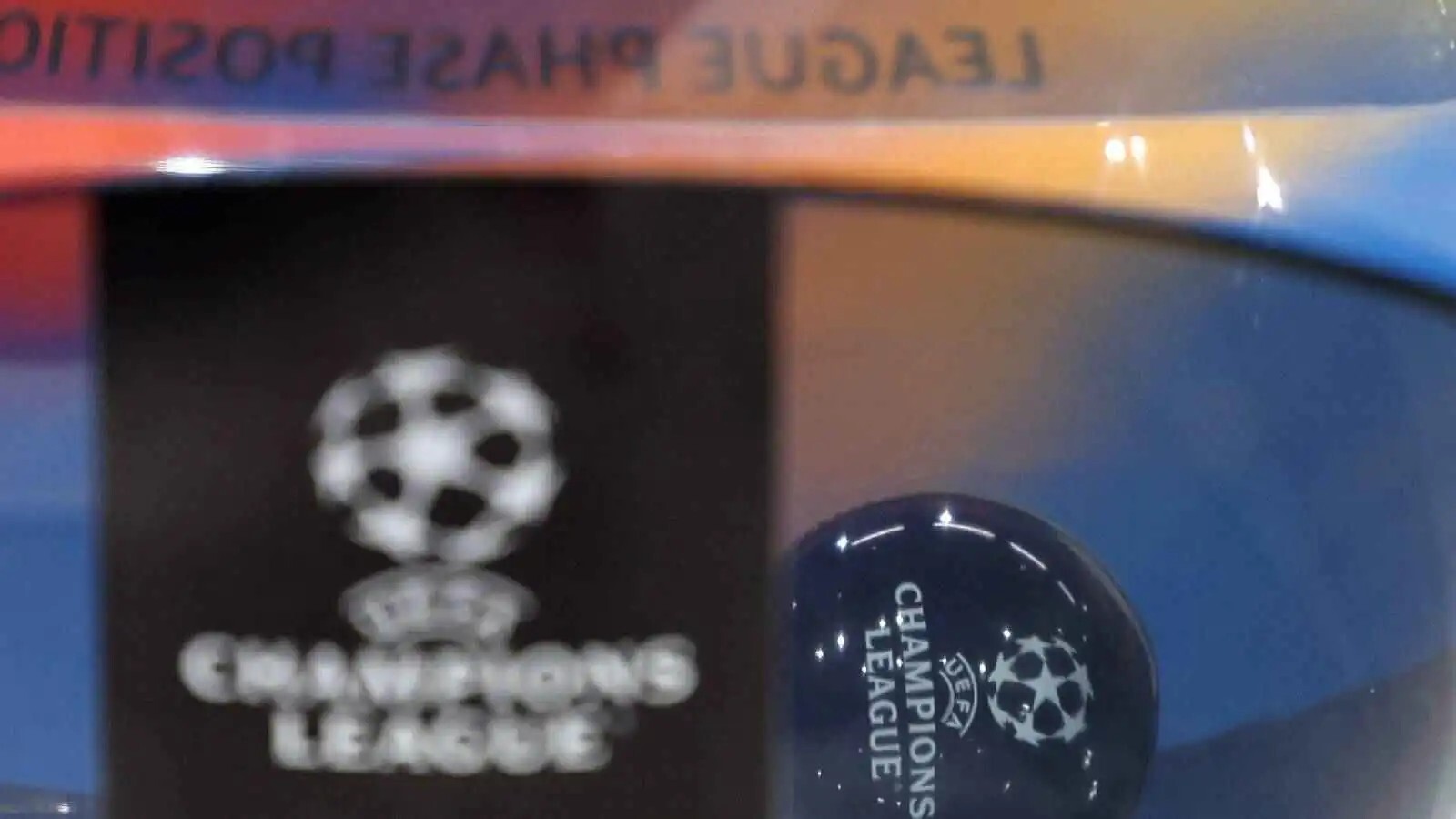 الأجواء تشتعل من جديد.. نتائج قرعة ثمن نهائي دوري أبطال أوربا