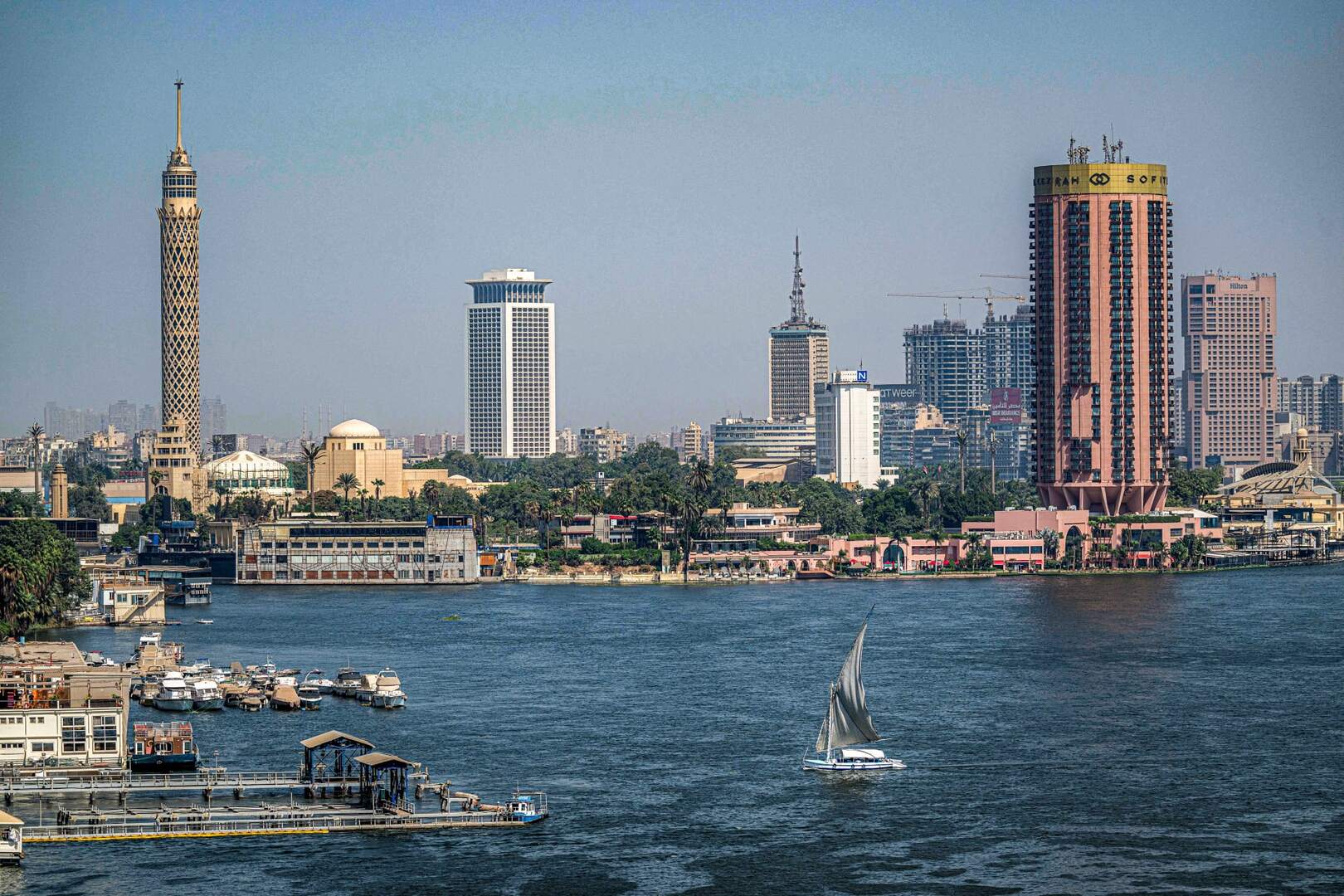 مصر: نتابع بقلق بالغ التصعيد العسكرى فى المنطقة وندين استهداف الدول العربية